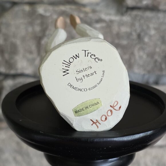 Vintage Willow Tree "Sister by Heart" Version 2 Collectible Figure - Picture 2 of 2